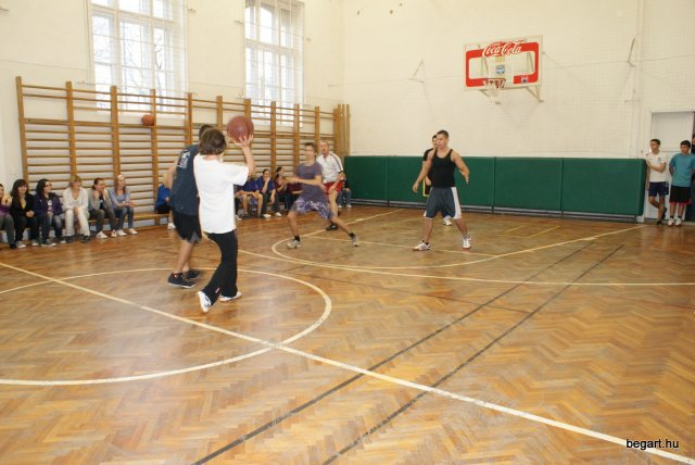 2010 12 órás kosár