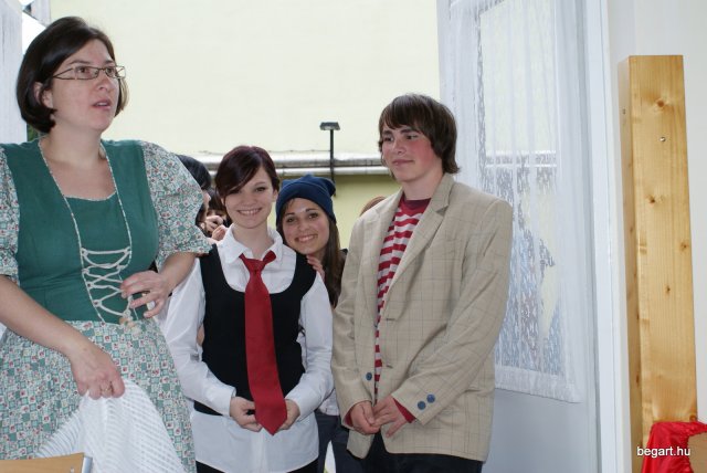2010 9. D osztály évzáró előadása