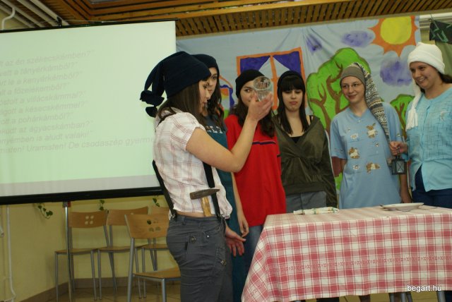 2010 9. D osztály évzáró előadása