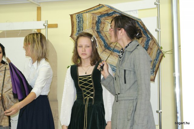 2010 9. D osztály évzáró előadása