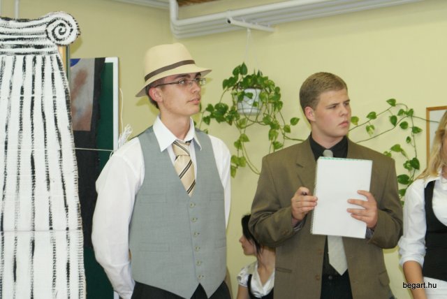 2010 9. D osztály évzáró előadása