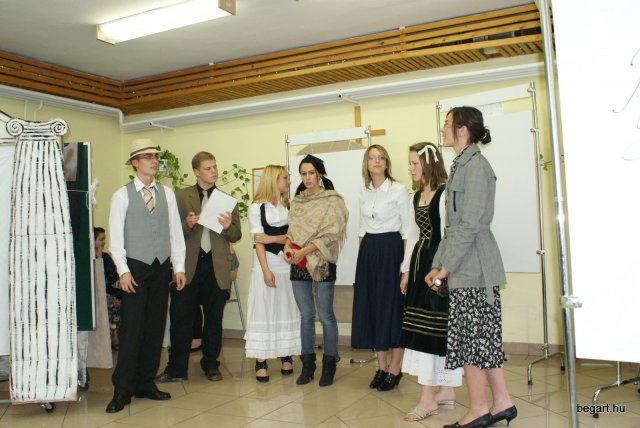 2010 9. D osztály évzáró előadása