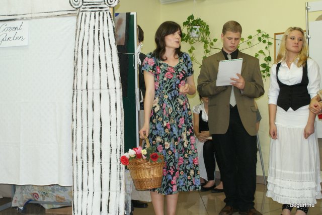 2010 9. D osztály évzáró előadása