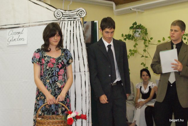 2010 9. D osztály évzáró előadása