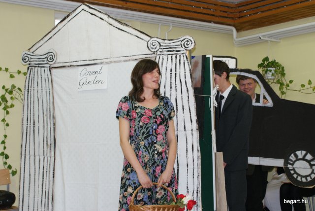 2010 9. D osztály évzáró előadása