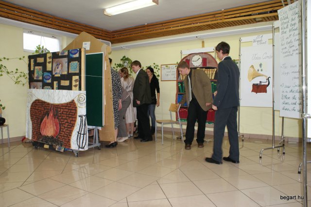 2010 9. D osztály évzáró előadása