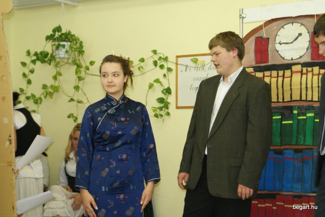 2010 9. D osztály évzáró előadása