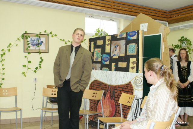 2010 9. D osztály évzáró előadása