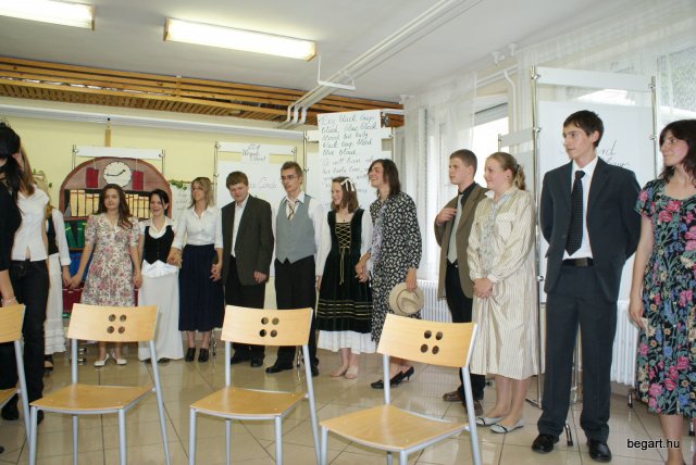 2010 9. D osztály évzáró előadása