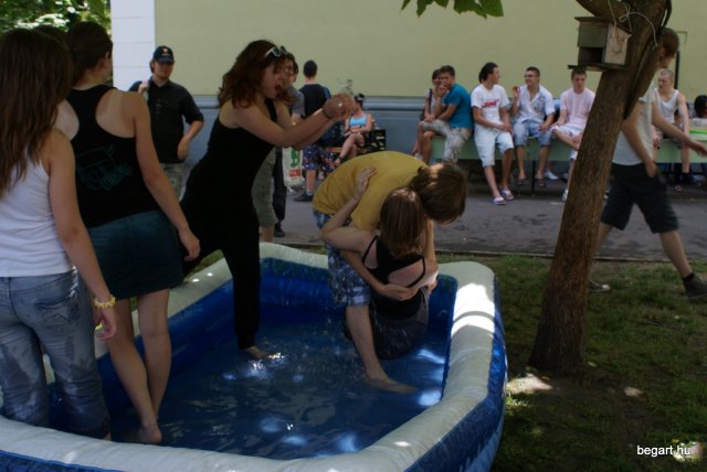 2010 DÖK nap