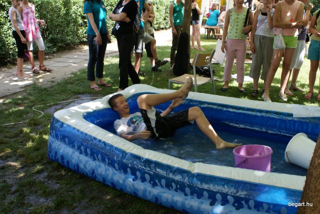 2010 DÖK nap