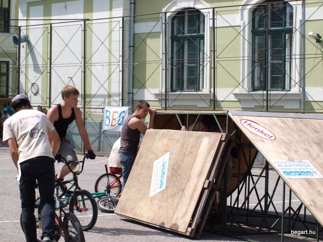 2010 DÖK nap