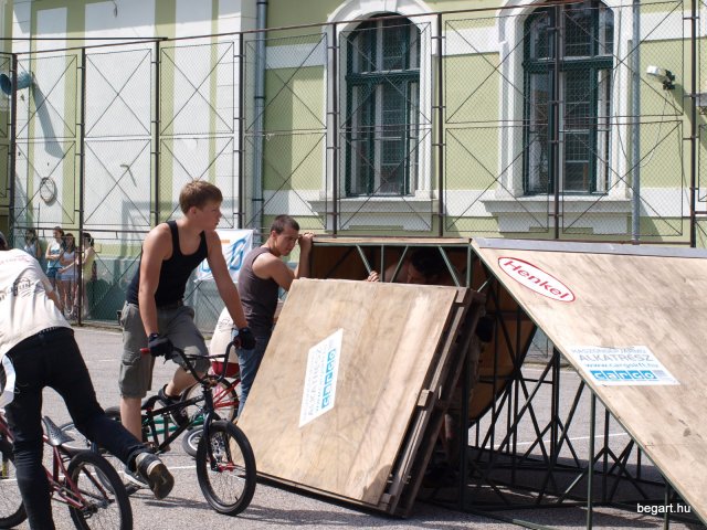 2010 DÖK nap