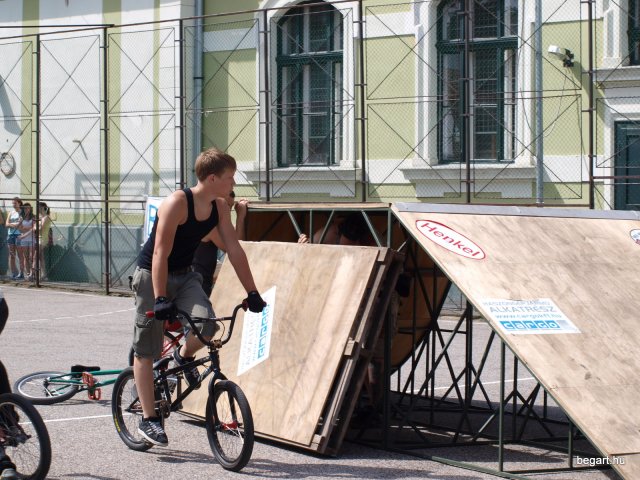 2010 DÖK nap