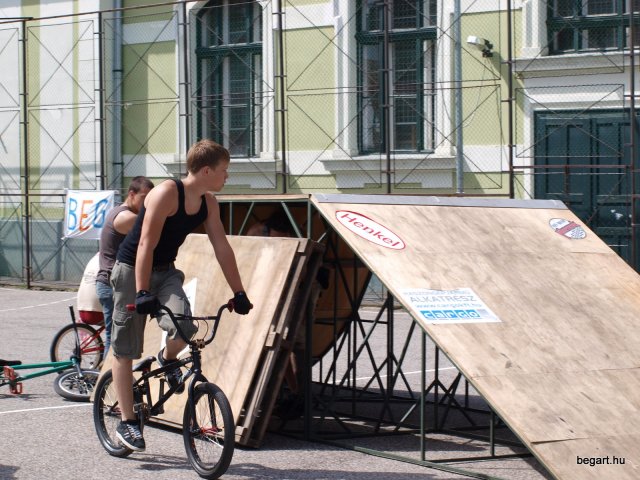 2010 DÖK nap