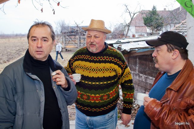 Mikulás ment Békésről Bélfenyérre