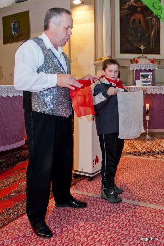 Mikulás ment Békésről Bélfenyérre