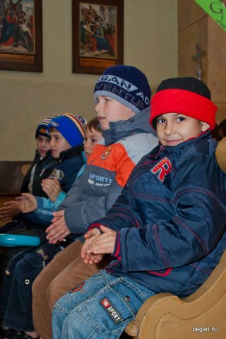 Mikulás ment Békésről Bélfenyérre