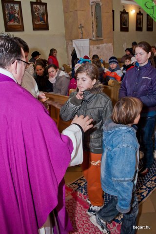 Mikulás ment Békésről Bélfenyérre