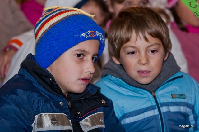 Mikulás ment Békésről Bélfenyérre