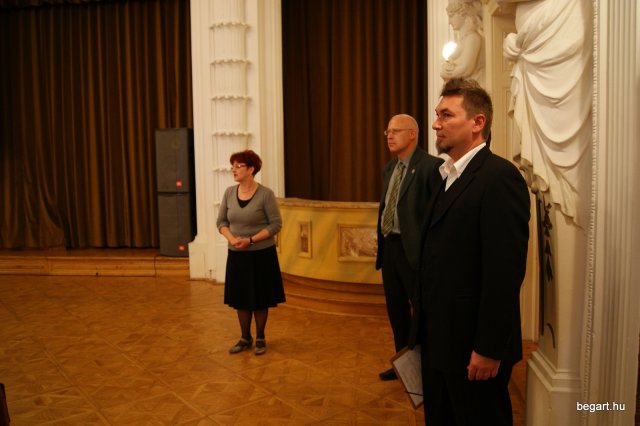 Kiállításmegnyitó a Vigadóban