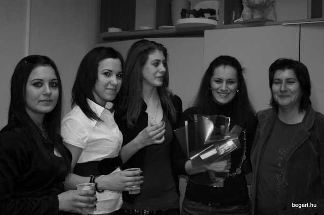 V. Zsíroskenyér parti
