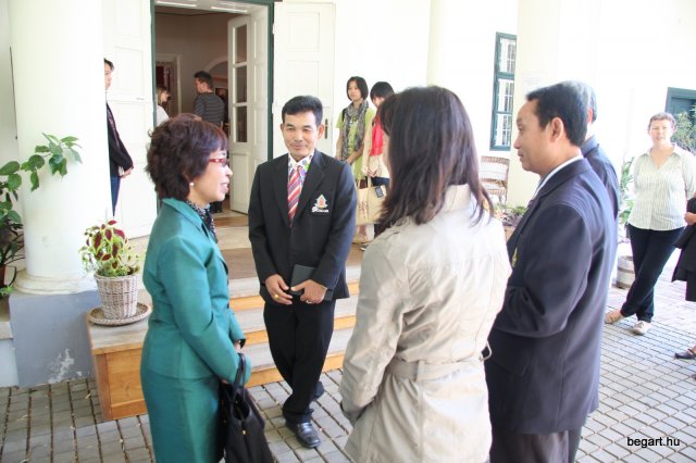 Kiállítás a thai gyerekek munkáiból a Munkácsy Emlékházban