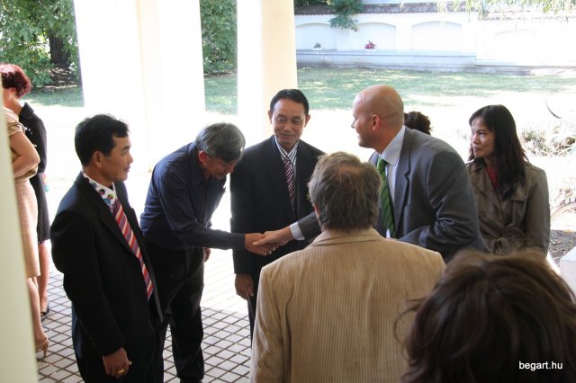 Kiállítás a thai gyerekek munkáiból a Munkácsy Emlékházban