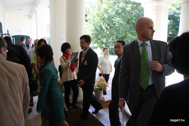 Kiállítás a thai gyerekek munkáiból a Munkácsy Emlékházban