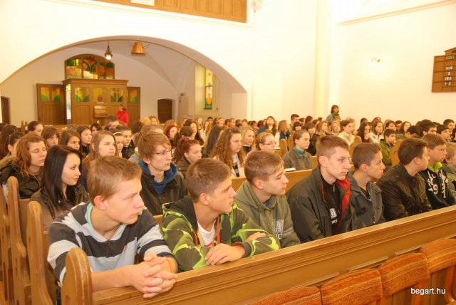 Gólyanap és gólyabál