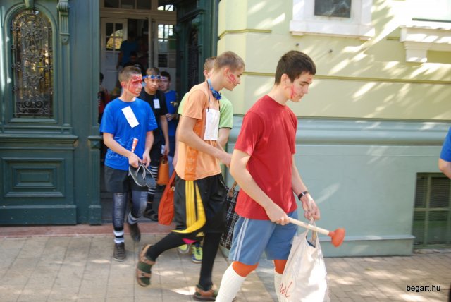 Gólyanap és gólyabál