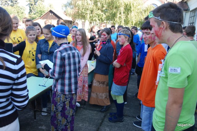 Gólyanap és gólyabál