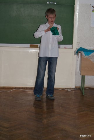 Ki mit tud?