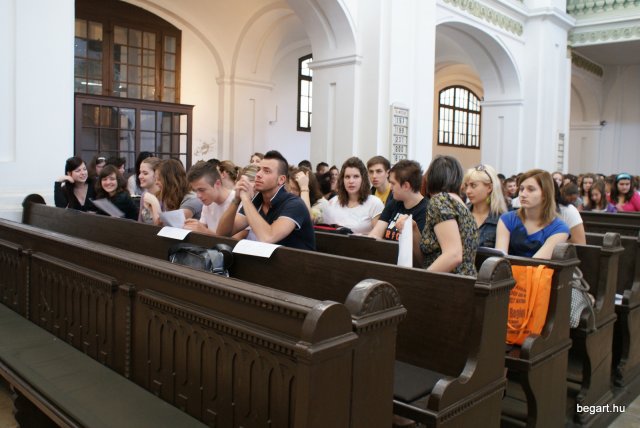 A végzős diákok utolsó áhítata