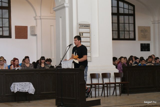 A végzős diákok utolsó áhítata