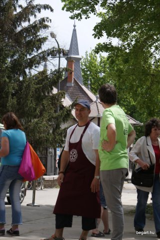 Ingyen ételosztás