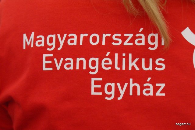 Ingyen ételosztás
