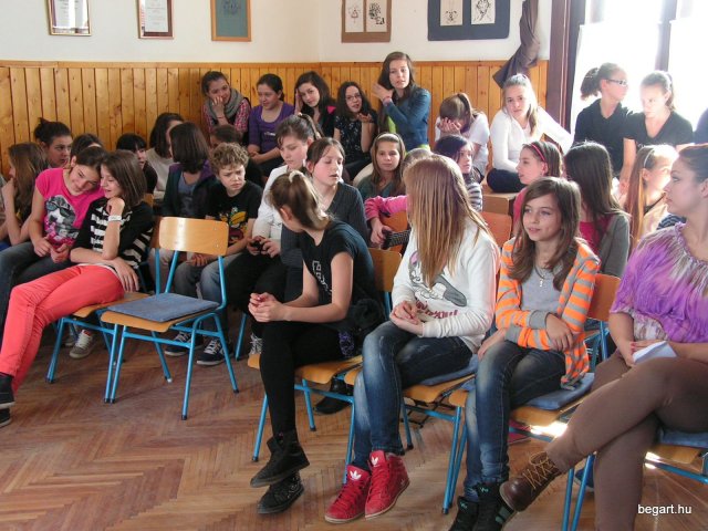 Ki mit tud