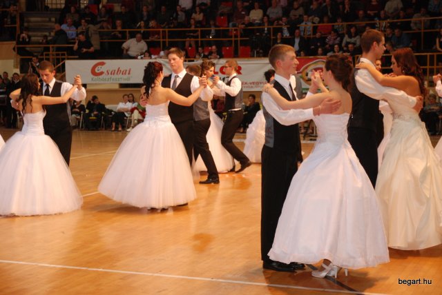 Szalagavató