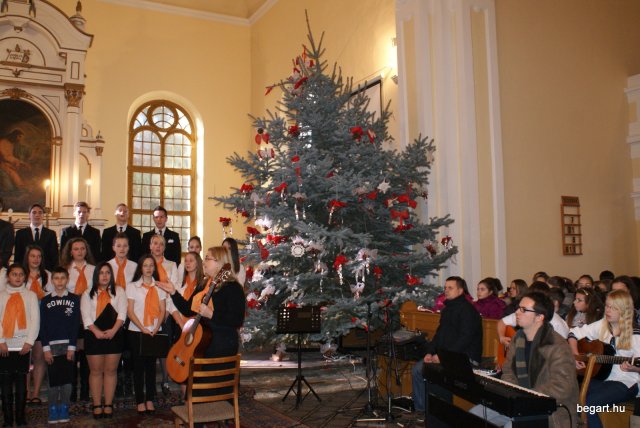 Adventtől vízkeresztig