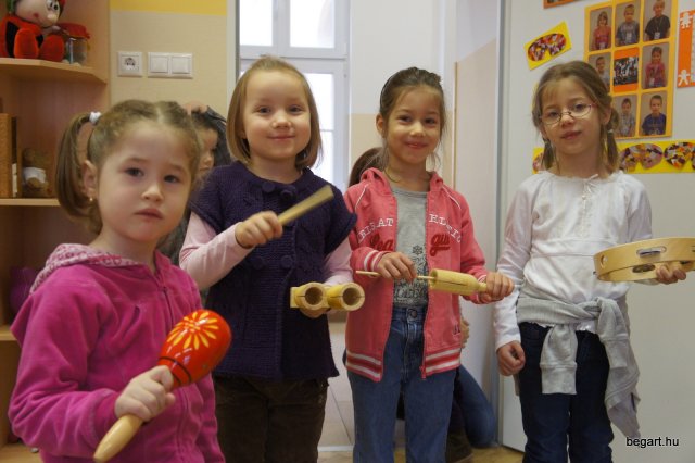 Indiánok hada a nyílt napunkon