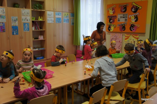 Indiánok hada a nyílt napunkon