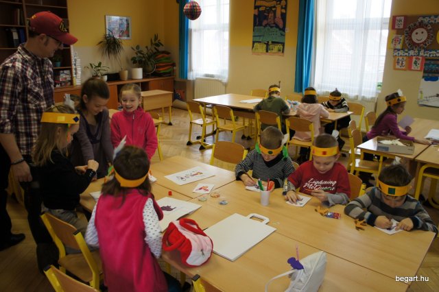 Indiánok hada a nyílt napunkon