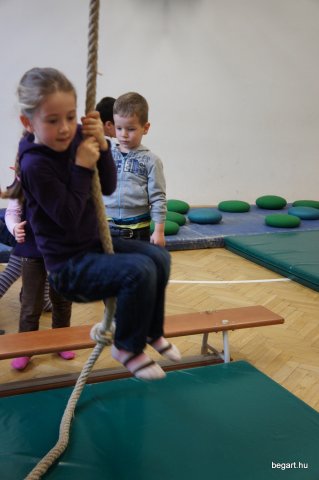 Indiánok hada a nyílt napunkon