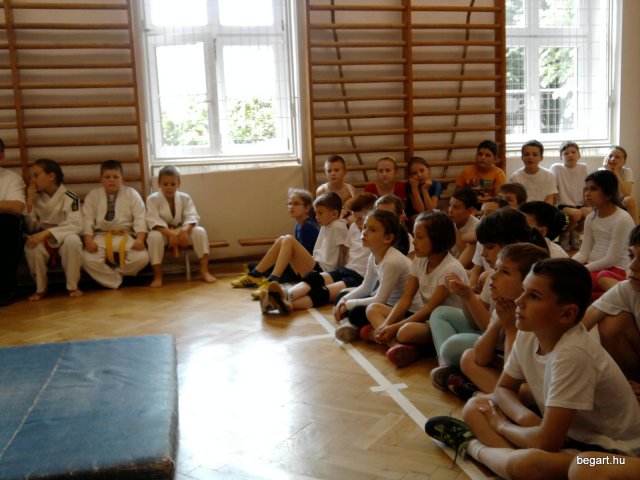 Interaktív tesióra