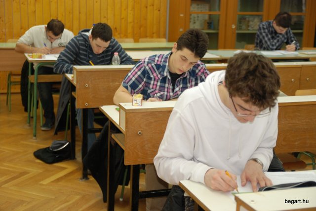 X. Wigner Jenő Országos Fizika Feladatmegoldó Verseny