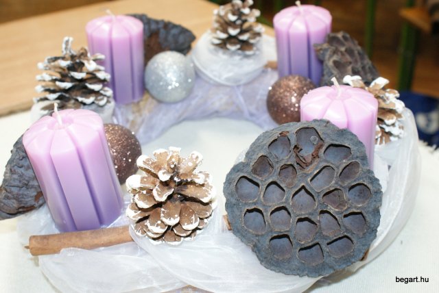 Adventi koszorúk az iskolában