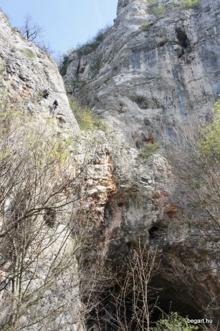 BEG Barangolókkal a Zichy-barlangban
