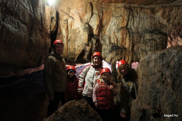 BEG Barangolókkal a Zichy-barlangban