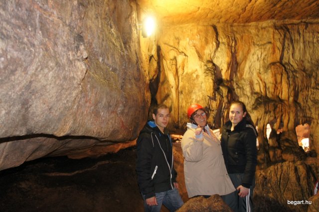 BEG Barangolókkal a Zichy-barlangban